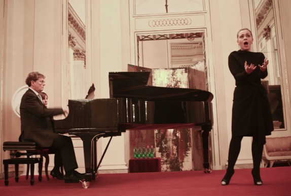 Il pianista James Vaughan e la soprano Elena Monti (foto Gerry Pizzocari)